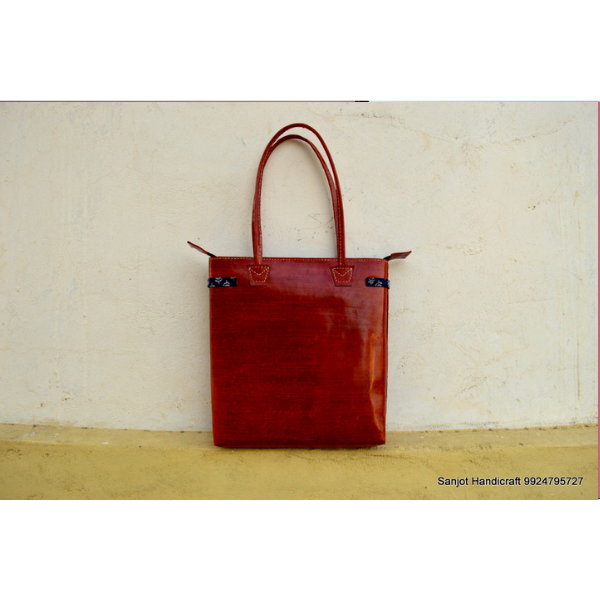 natural and artistic